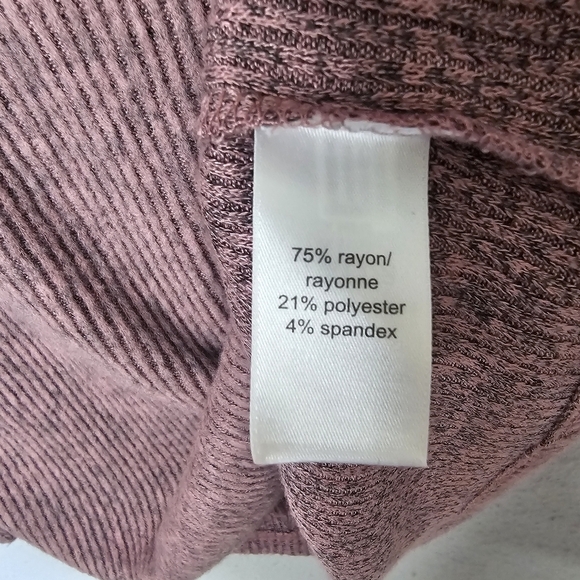 Maurices Top Womens Small Pink Shirt Ribbed Square Neck Flutter Sleeve Soft - Picture 11 of 12